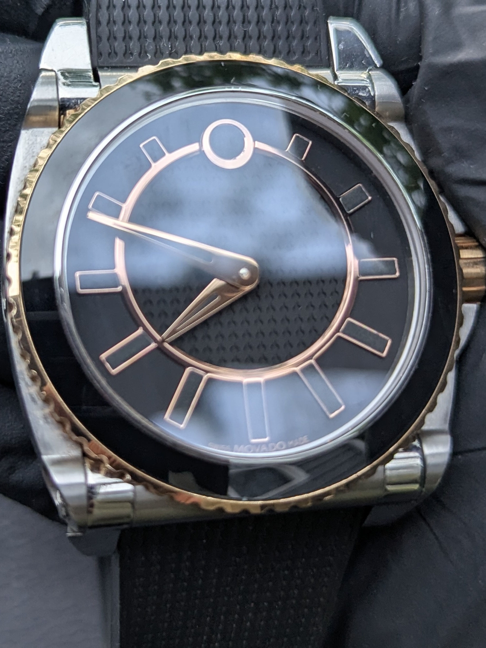 Movado Watch Mens Black And 18kt Gold Dial Master